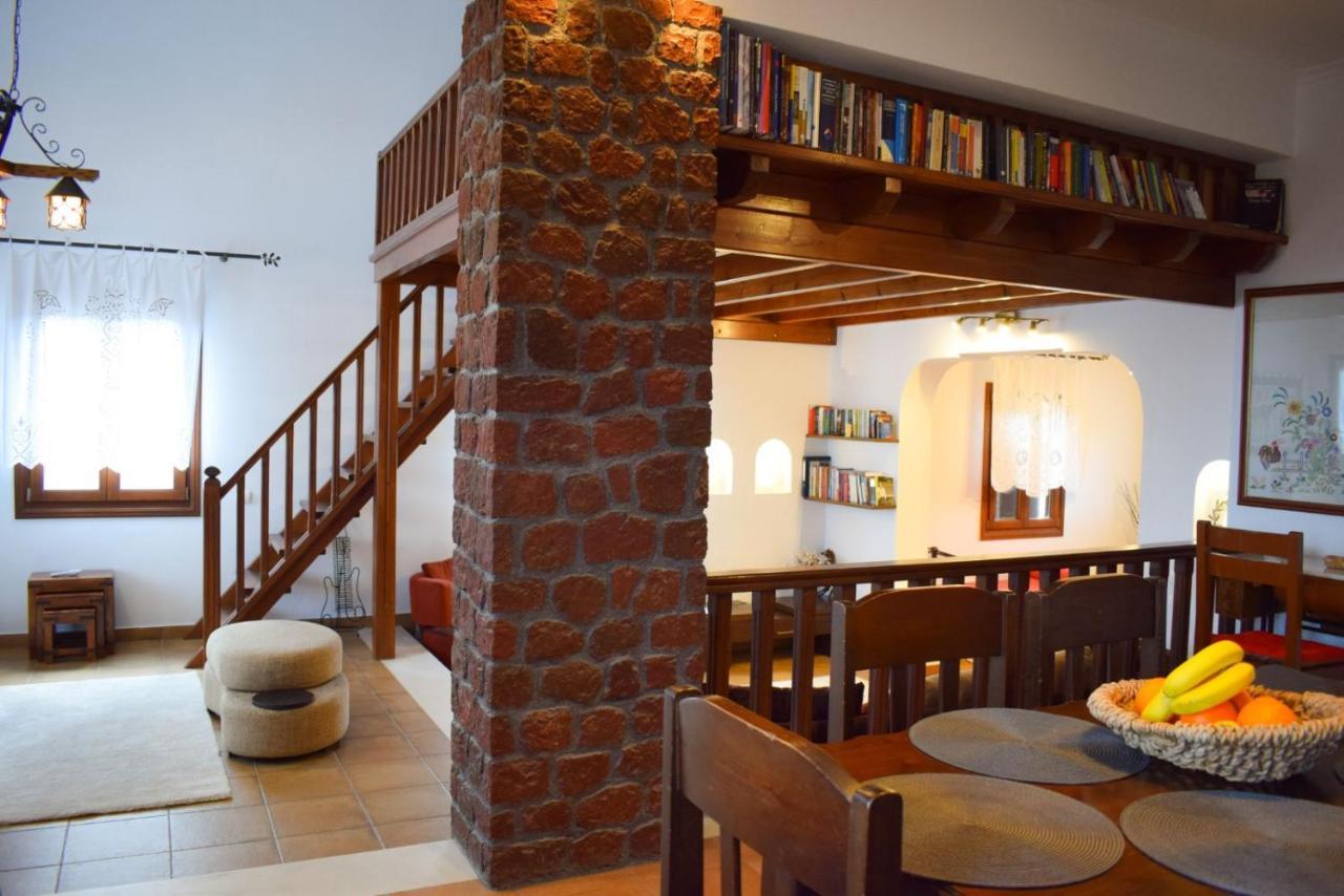 Sunshine House For 9, Cozy Set Up,Verandas, Sea View. Karterados  Dış mekan fotoğraf