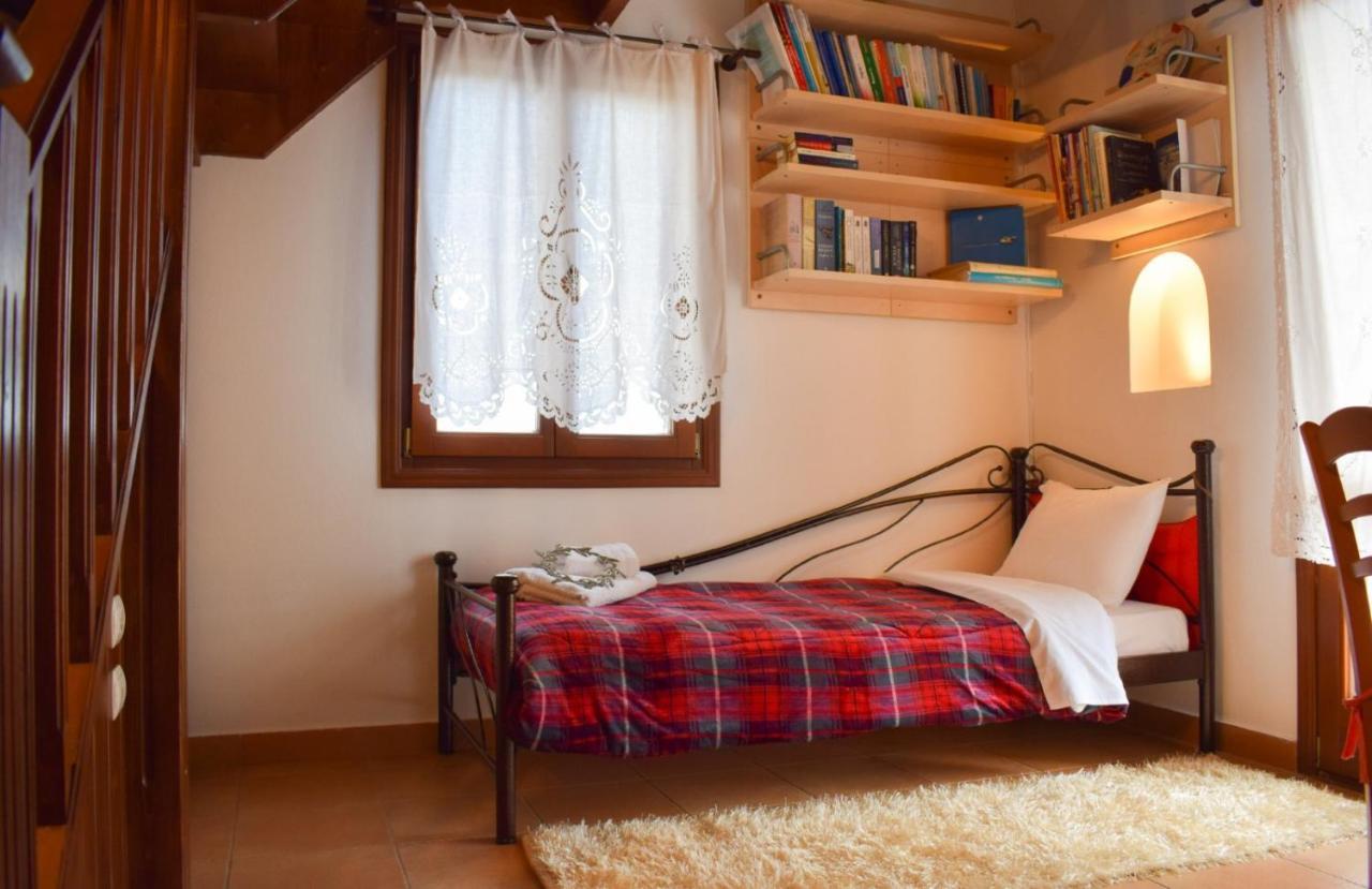 Sunshine House For 9, Cozy Set Up,Verandas, Sea View. Karterados  Dış mekan fotoğraf